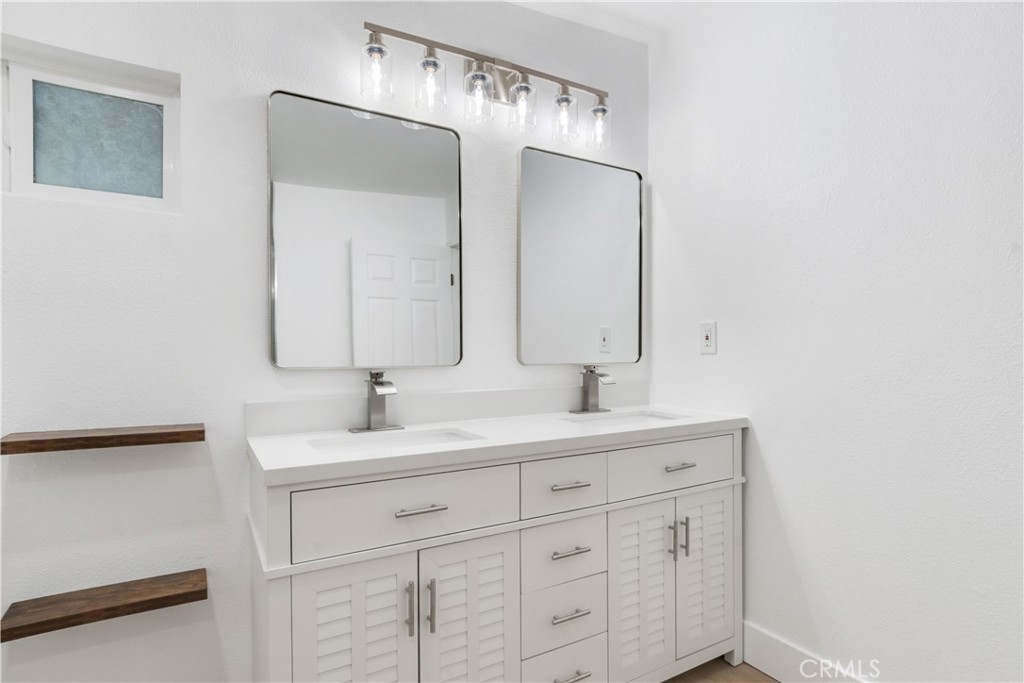 16672 Mockingbird Canyon Road