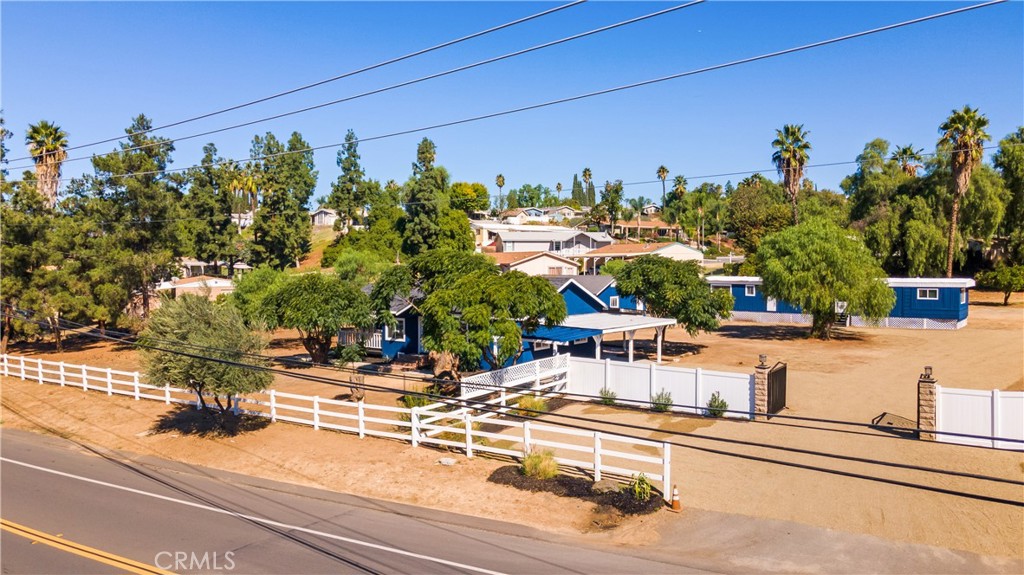 16672 Mockingbird Canyon Road