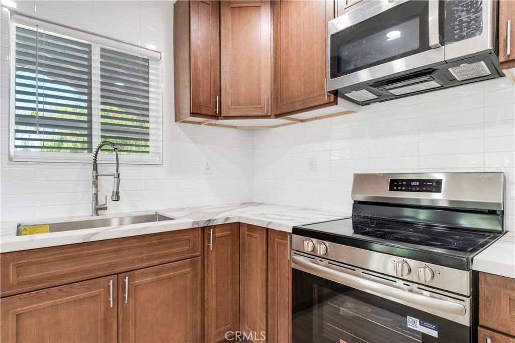 16672 Mockingbird Canyon Road