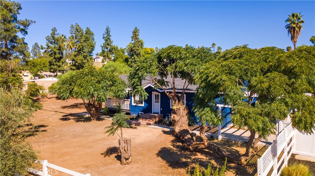 16672 Mockingbird Canyon Road