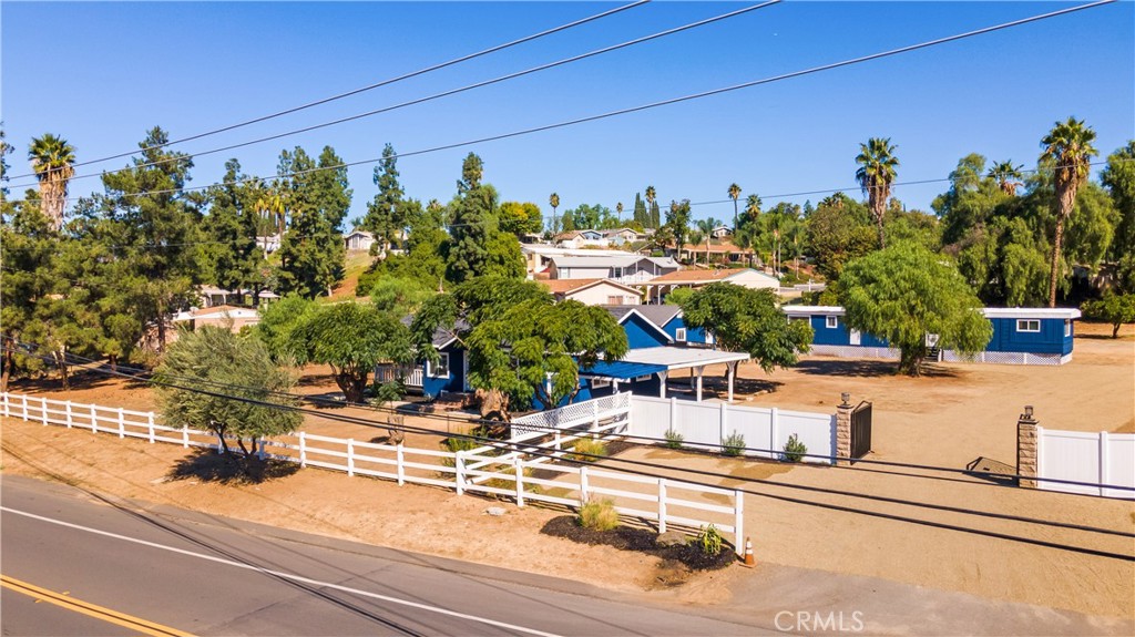 16672 Mockingbird Canyon Road