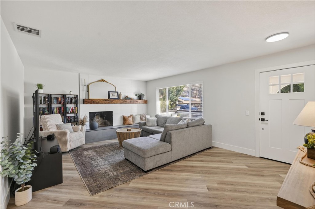 29100 Gifford