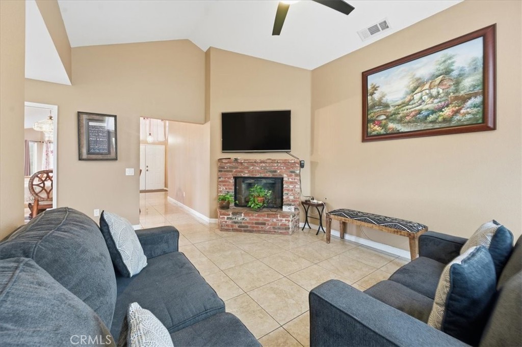 26219 Dardanelle Court