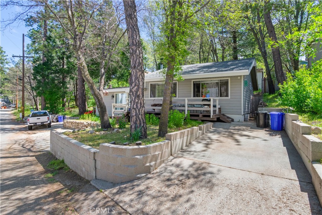 279 Forest Circle