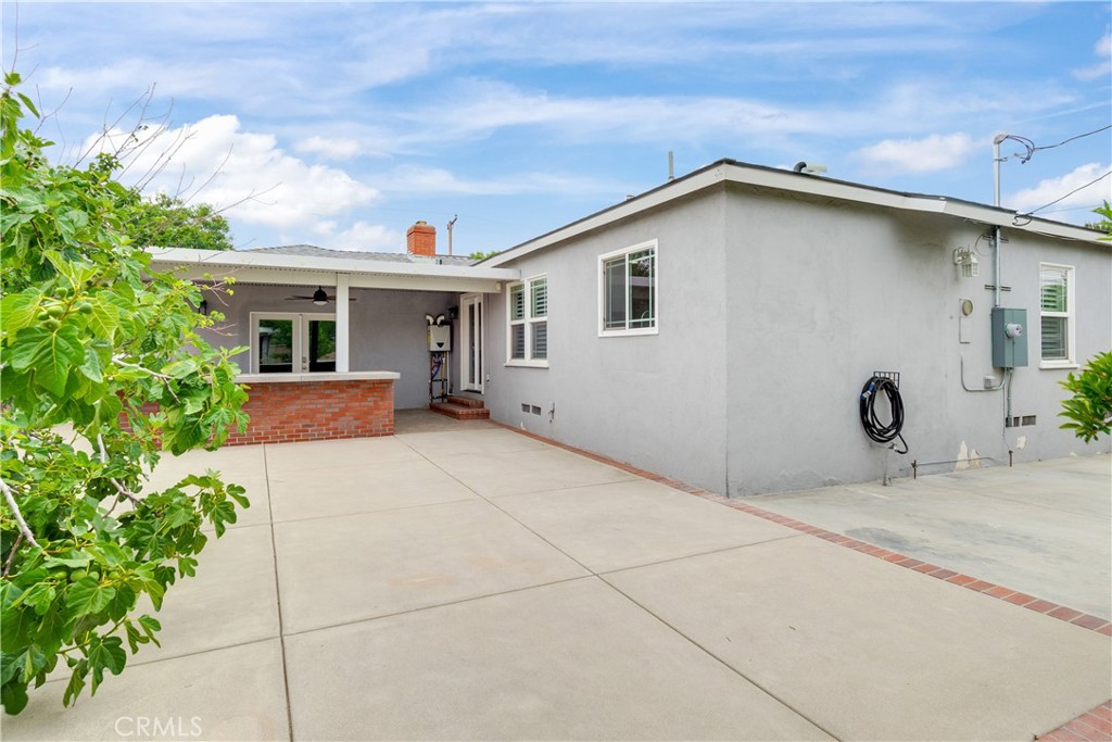 385 Sycamore