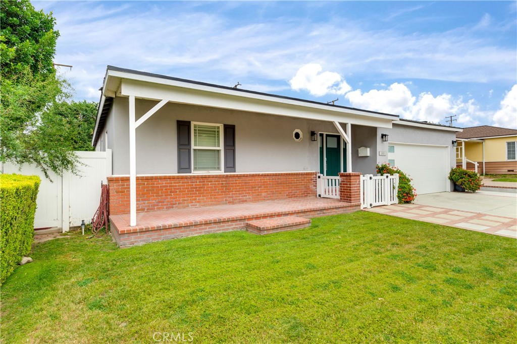 385 Sycamore