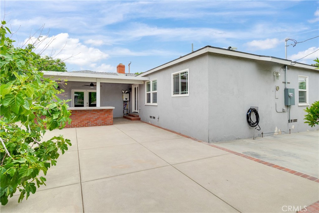 385 Sycamore