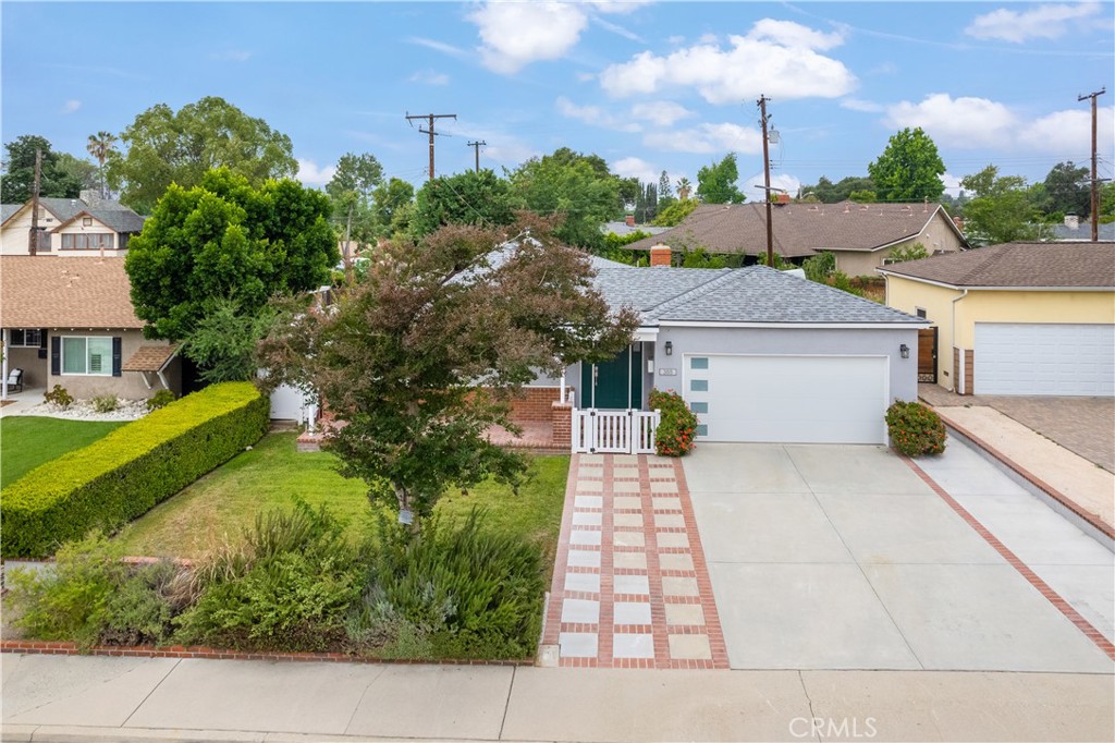 385 Sycamore
