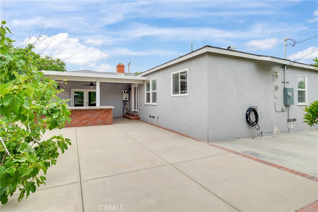 385 Sycamore
