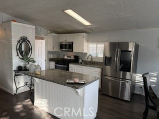 25114 Avenida Valencia