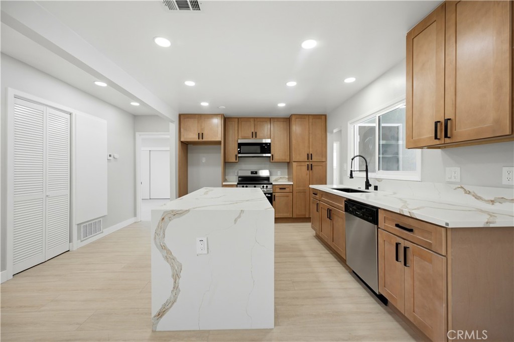 3682 Mt Vernon