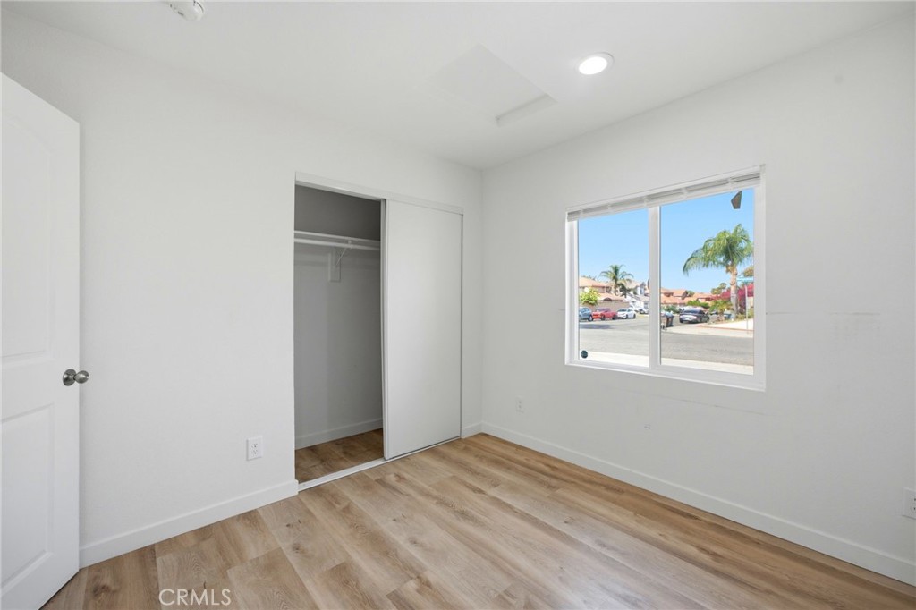 13790 Mangowood