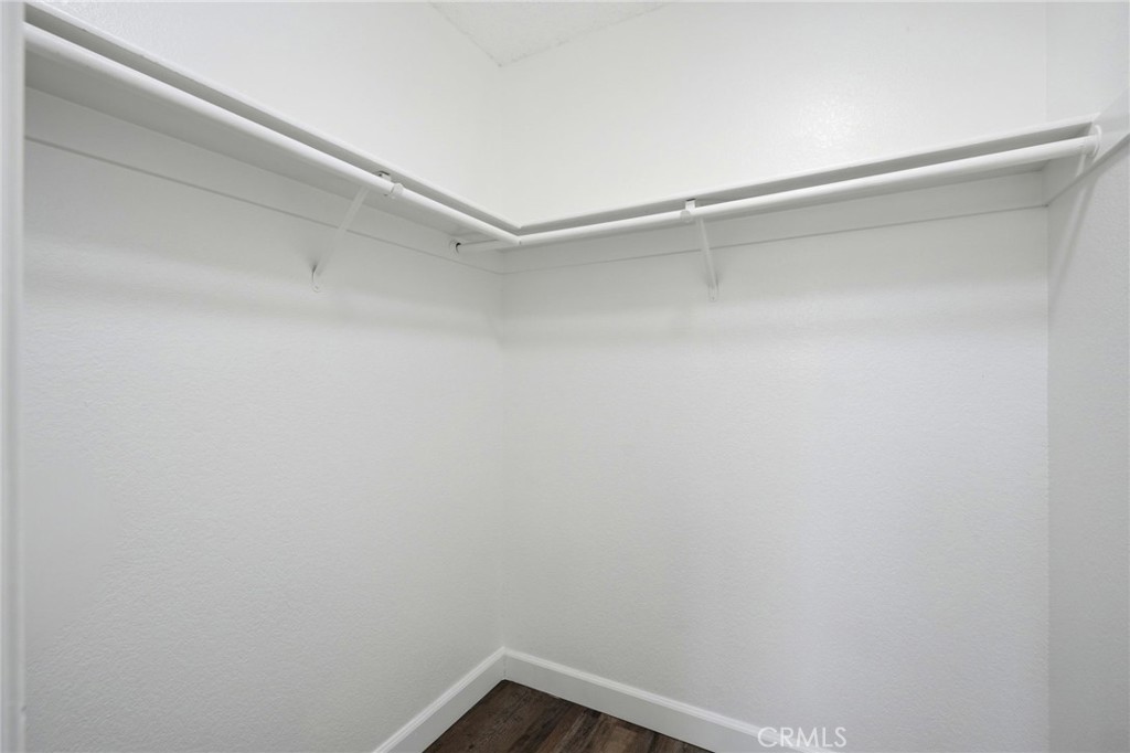 13790 Mangowood