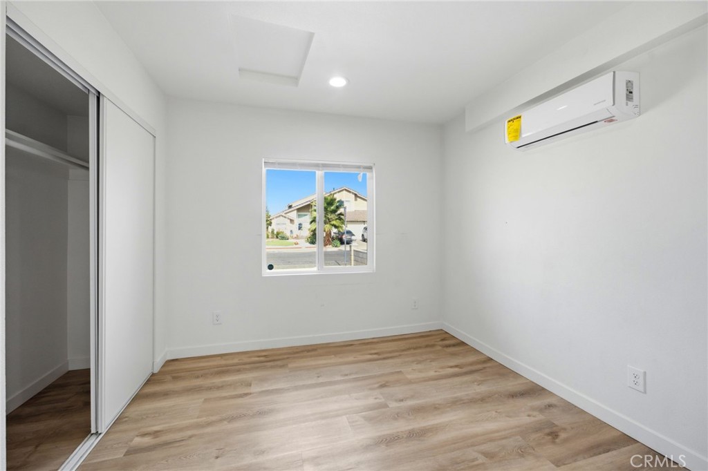 13790 Mangowood