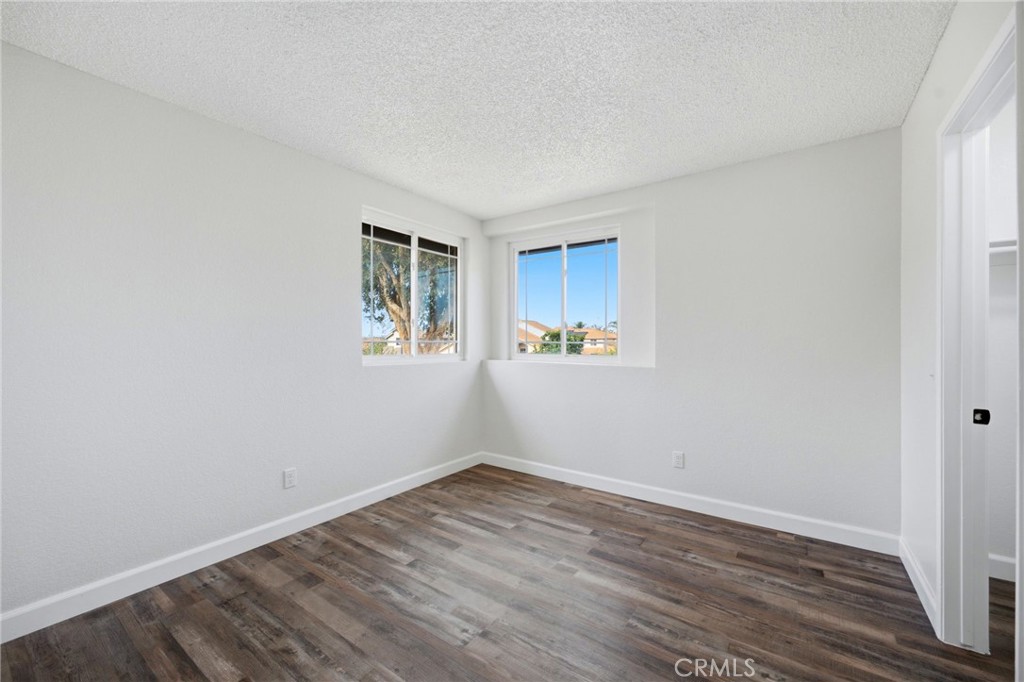 13790 Mangowood