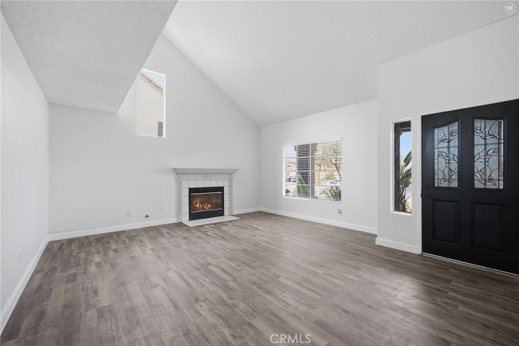 13790 Mangowood