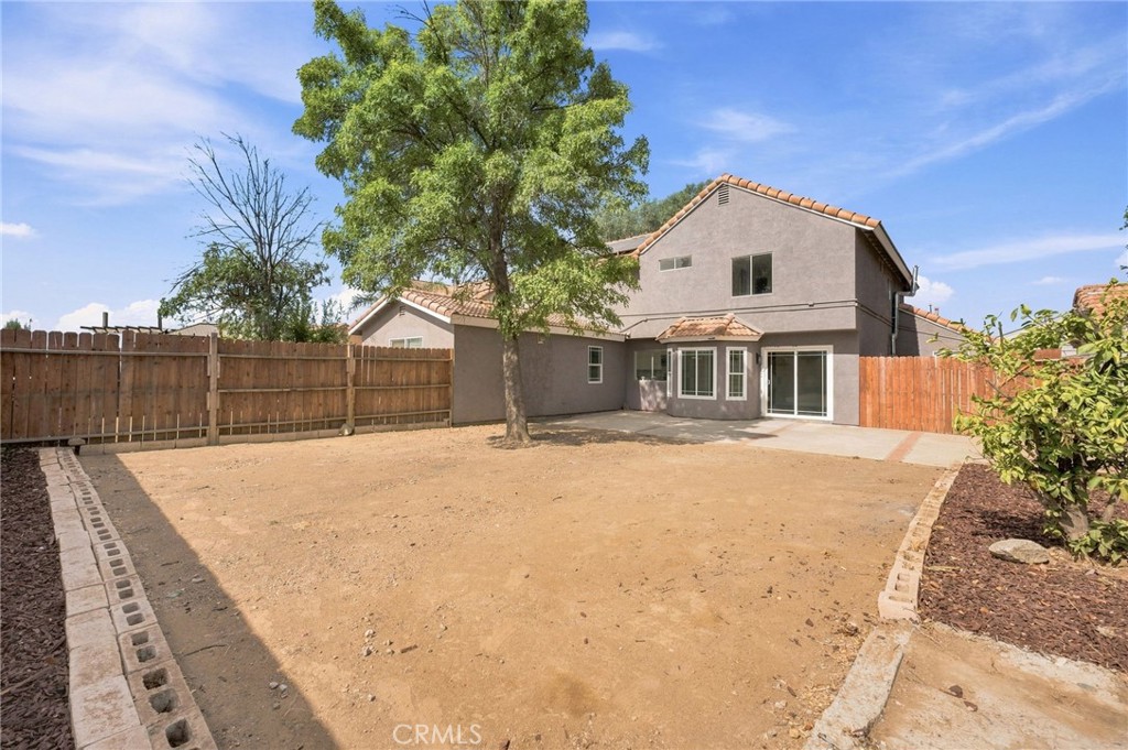 13790 Mangowood