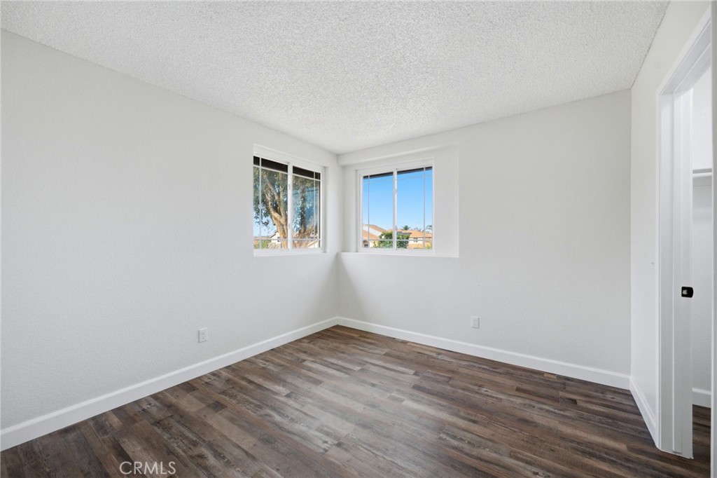 13790 Mangowood