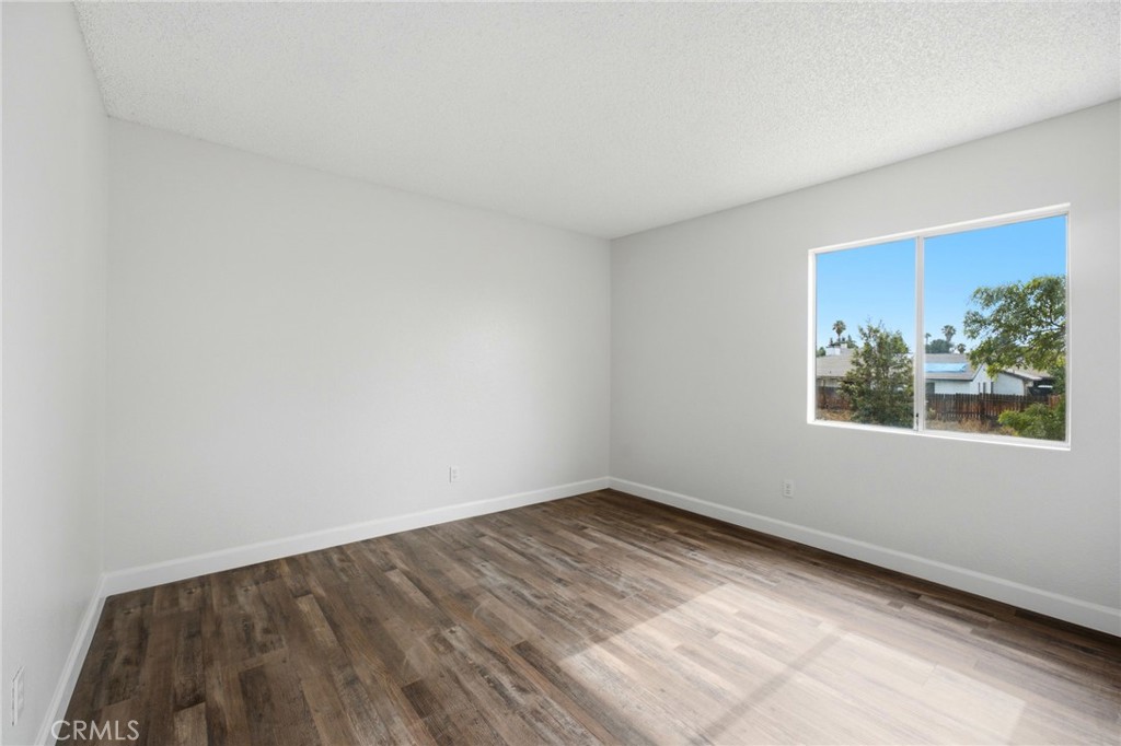 13790 Mangowood