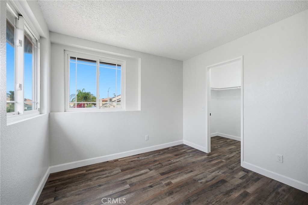 13790 Mangowood