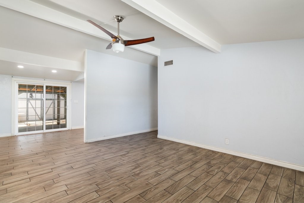 5416 Sunnyside