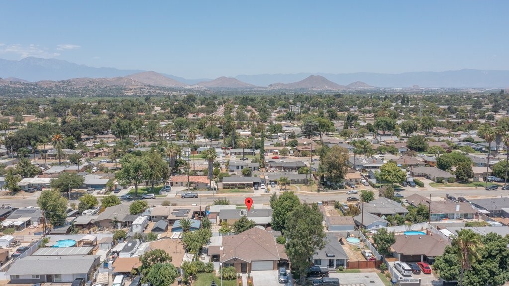 5416 Sunnyside