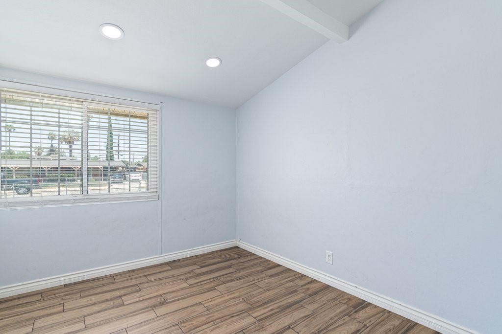 5416 Sunnyside