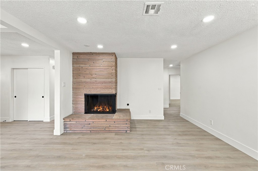 3970 Mt Vernon
