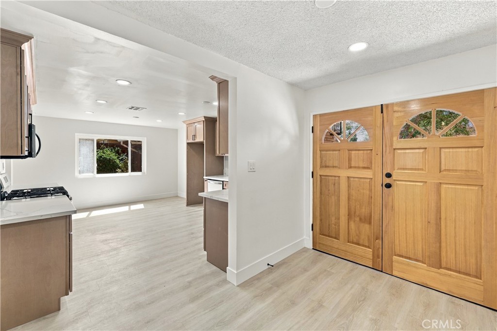 3970 Mt Vernon