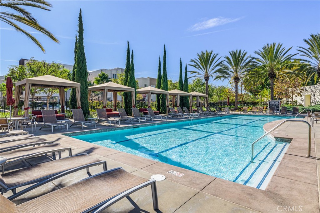 5525 Ocean Unit: 102