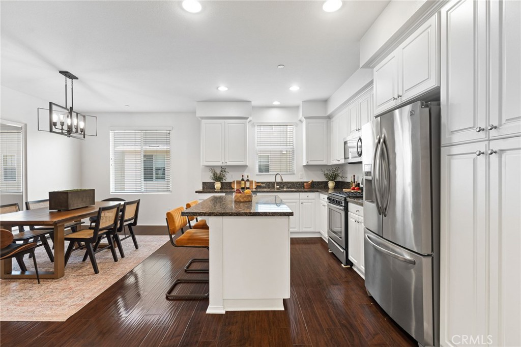 5525 Ocean Unit: 102