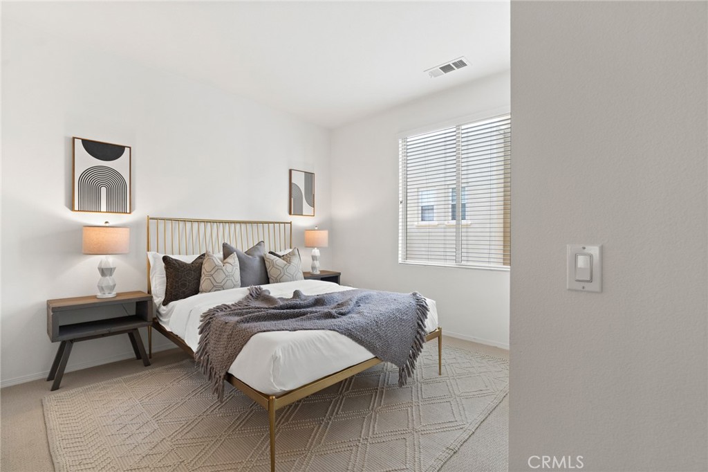 5525 Ocean Unit: 102