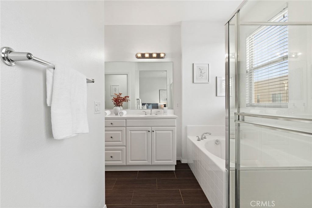 5525 Ocean Unit: 102