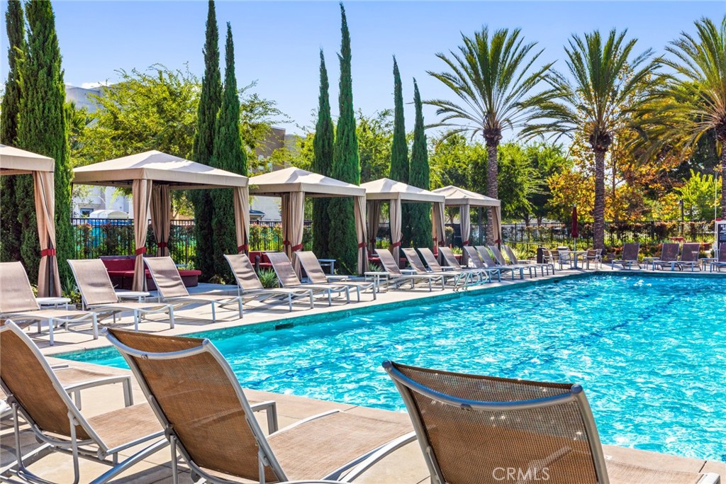 5525 Ocean Unit: 102