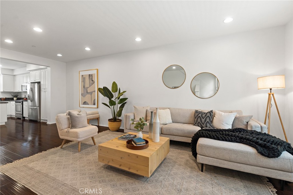 5525 Ocean Unit: 102