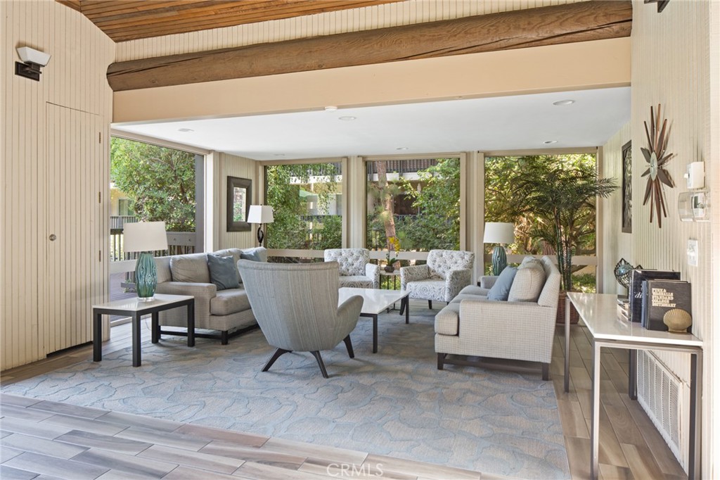 5111 Raintree Circle