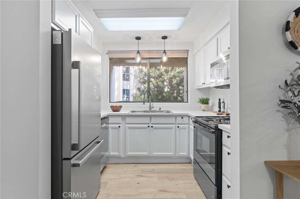 5111 Raintree Circle