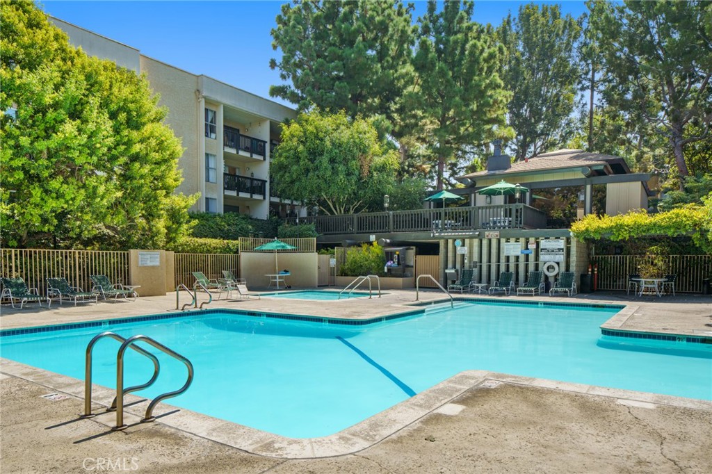 5111 Raintree Circle