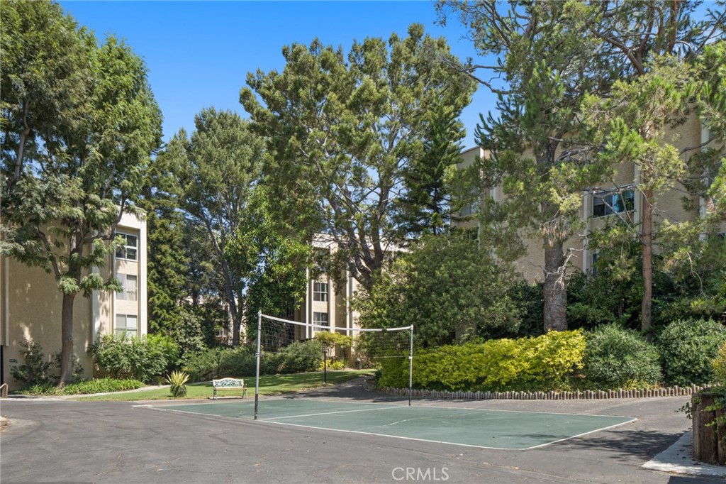 5111 Raintree Circle