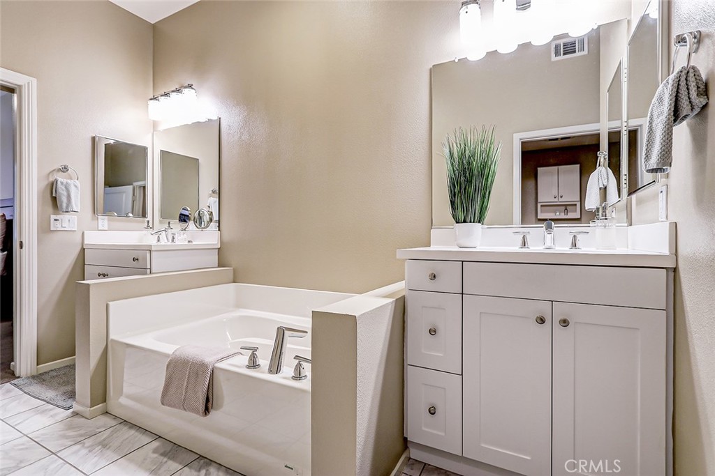 13019 Park Place 202