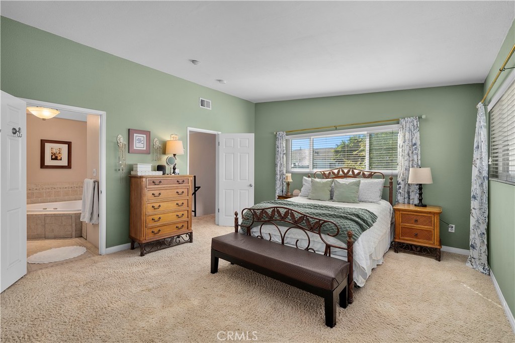 2204 Vanderbilt Lane 16