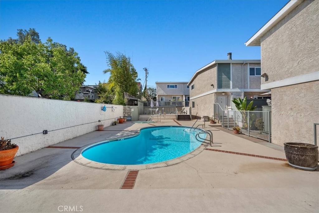 2204 Vanderbilt Lane 16