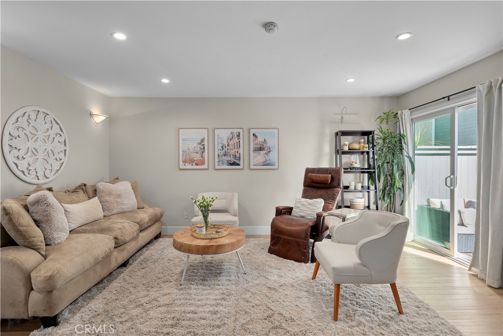 2204 Vanderbilt Lane 16
