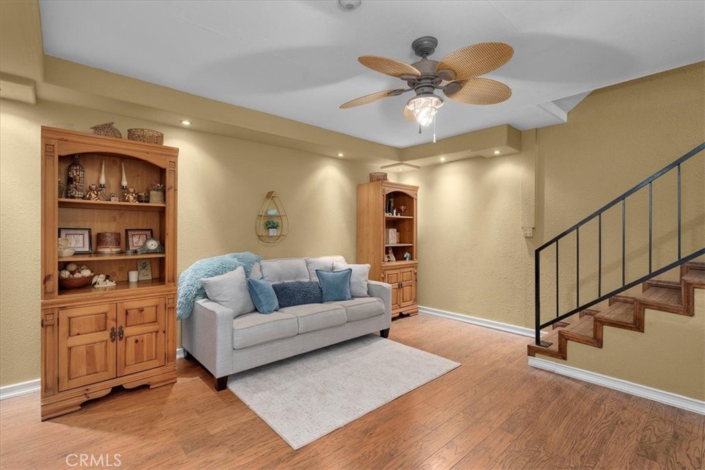 2204 Vanderbilt Lane 16