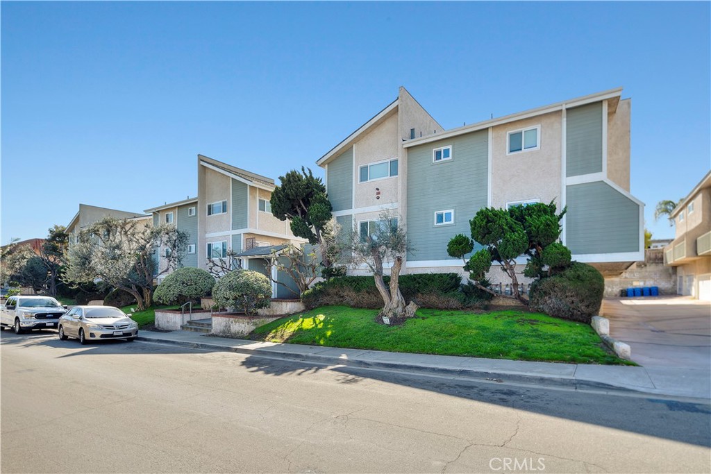 2204 Vanderbilt Lane 16