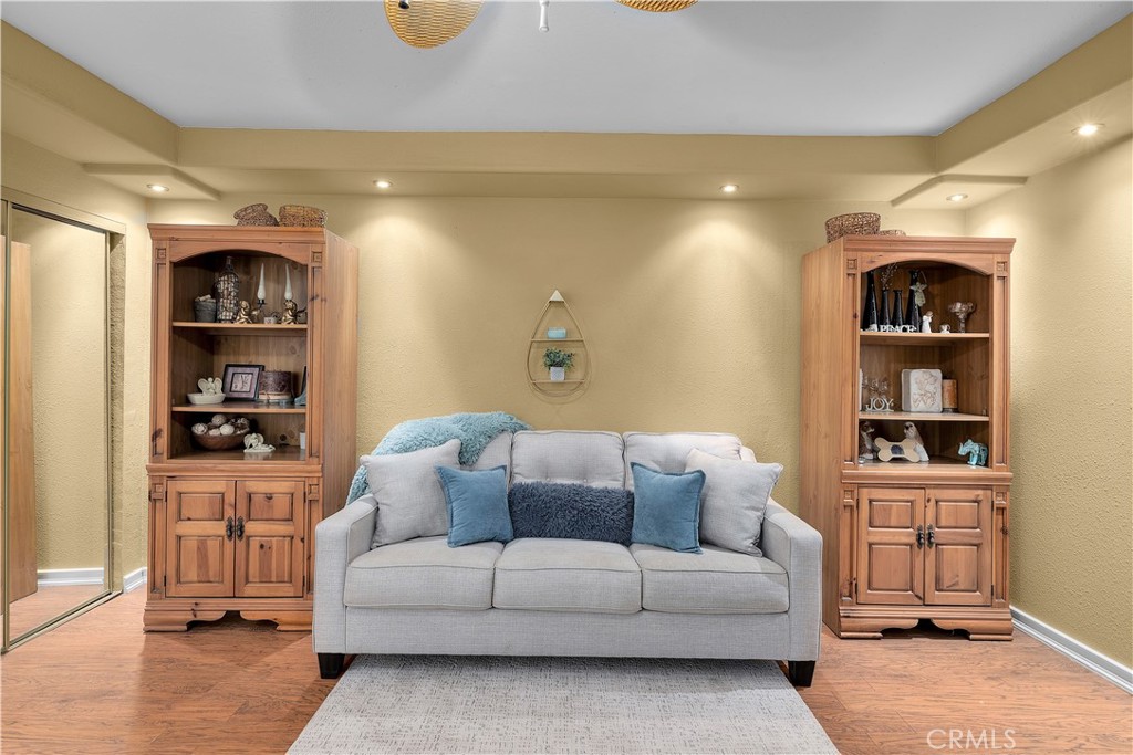 2204 Vanderbilt Lane 16