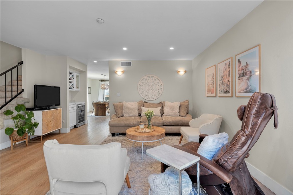 2204 Vanderbilt Lane 16