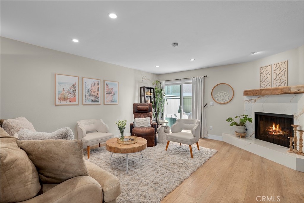 2204 Vanderbilt Lane 16