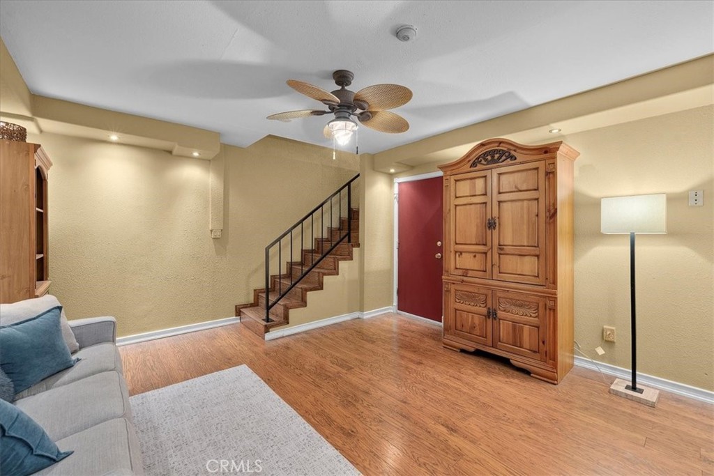 2204 Vanderbilt Lane 16