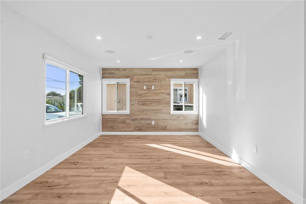 4641 W 130th Street